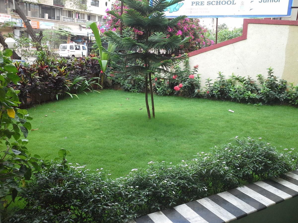 Hotel Galaxy Residency Vasai Exterior foto
